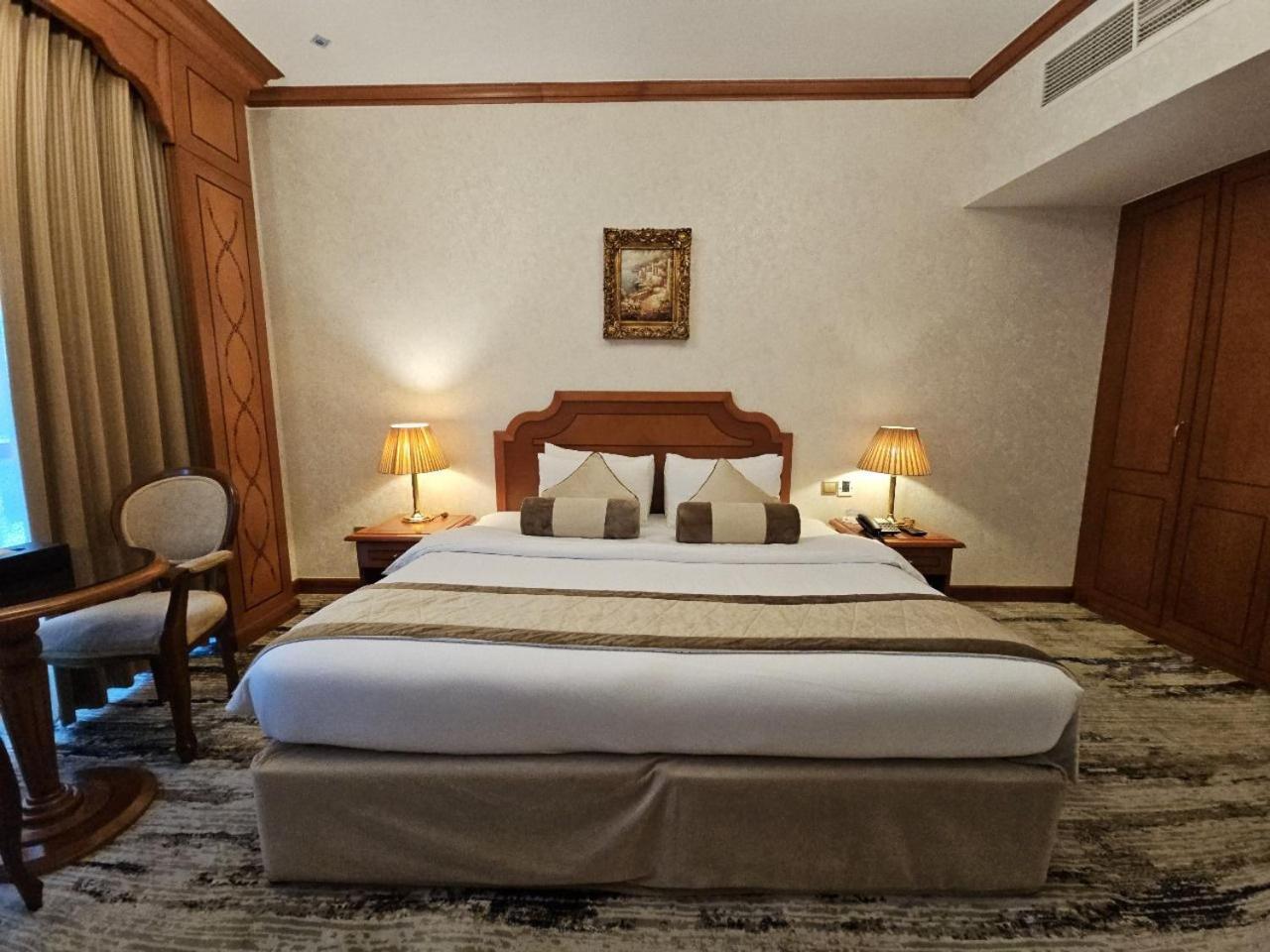 Royal Concorde Hotel & Suite Ντουμπάι Εξωτερικό φωτογραφία