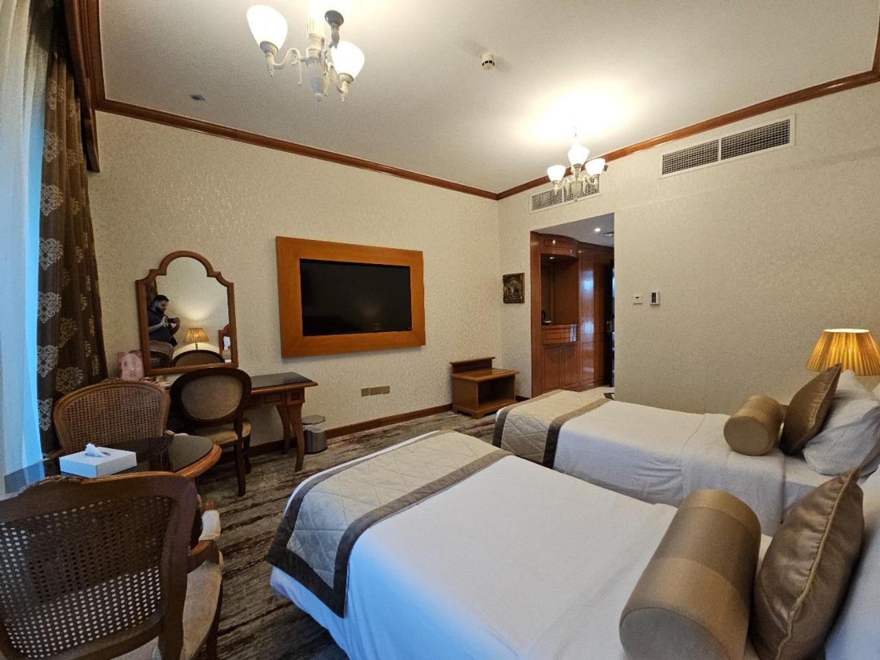 Royal Concorde Hotel & Suite Ντουμπάι Εξωτερικό φωτογραφία